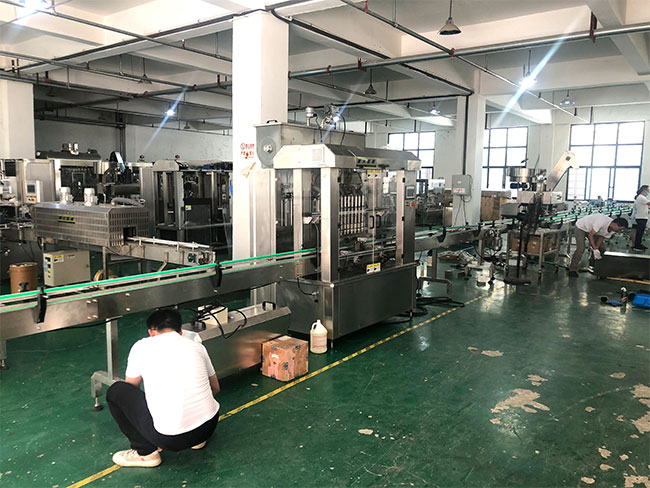 自動(dòng)化辣椒醬生產(chǎn)線(xiàn)設備展示